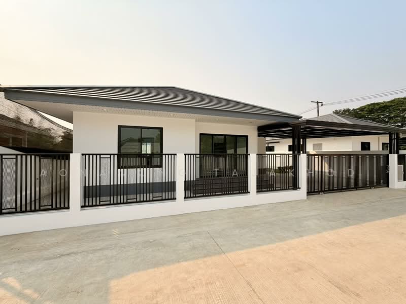 Baan Khua Mung, Chiang Mai, Kho Muong, Saraphi, Chiang Mai, 3 Bedrooms, 130 sqm, Single Detached House For Sale, by Aonanong Tajakhod, 500333763 - DDproperty.com