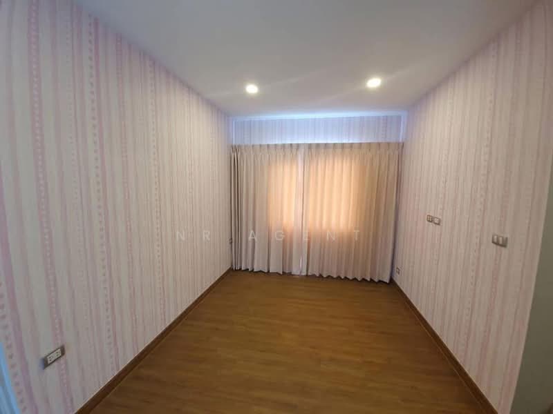 Centro Ramindra-Chatuchot, Bangkok, 4 Kanchanaphisek Road, O-Ngoen, Sai Mai, Bangkok, 4 Bedrooms, 222 sqm, Single Detached House For Sale, by NR AGENT, 500333806 - DDproperty.com