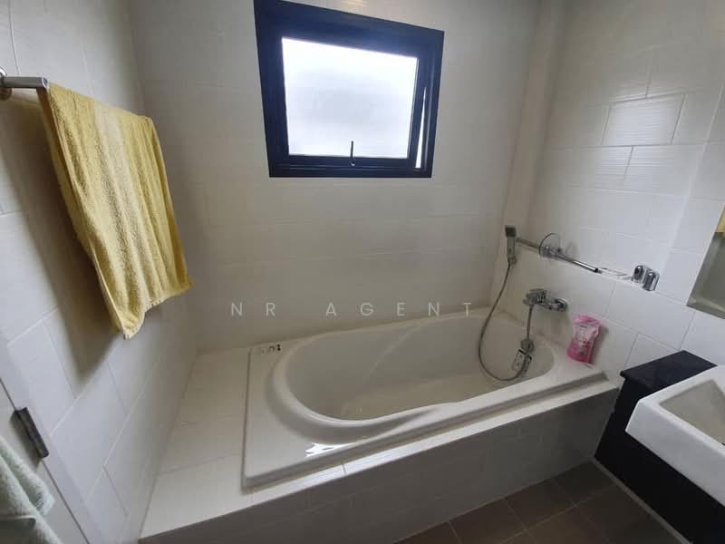 Centro Ramindra-Chatuchot, Bangkok, 4 Kanchanaphisek Road, O-Ngoen, Sai Mai, Bangkok, 4 Bedrooms, 222 sqm, Single Detached House For Sale, by NR AGENT, 500333806 - DDproperty.com