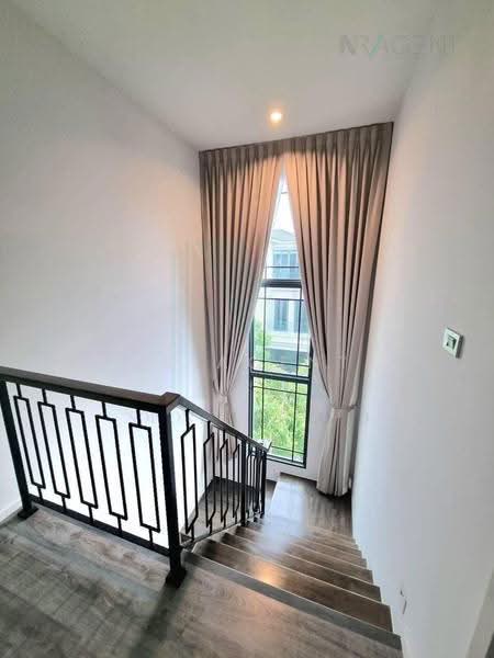 The Sonne Srinakarin-Bangna, Bangkok, Soi Chumchon Mahat Thai 3, Bangna-Trad Road, Dok Mai, Prawet, Bangkok, 4 Bedrooms, 250 sqm, Single Detached House For Sale, by NR AGENT, 500333828 - DDproperty.com