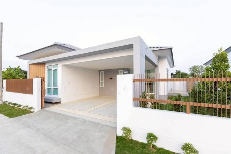 3-Bedroom Minimal-Modern House in Tha Rua, Chiang Mai., Chiang Mai, ชม.3013, Talat Kwan, Doi Saket, Chiang Mai, 3 Bedrooms, 125 sqm, Single Detached House For Sale, by หทัยรัตน์ จรัสอุไรสิน, 500333837 - DDproperty.com