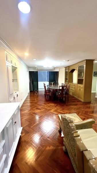 Modern Town, Bangkok, Ekamai Road, Khlong Tan Nua, Watthana, Bangkok, 3 Bedrooms, 203 sqm, Condo For Rent, by Connex Property, 500333883 - DDproperty.com