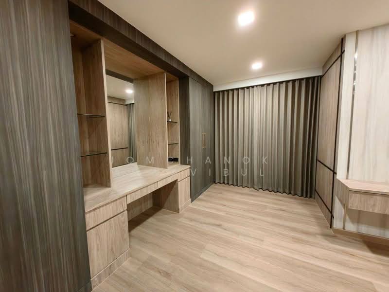 Somkid Gardens, Bangkok, Ploenchit, Lumphini, Pathum Wan, Bangkok, 3 Bedrooms, 251 sqm, Condo For Rent, by Jomchanok Aswavibul, 500333898 - DDproperty.com