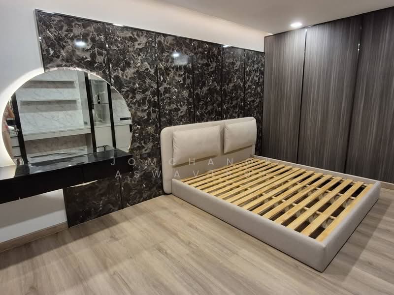Somkid Gardens, Bangkok, Ploenchit, Lumphini, Pathum Wan, Bangkok, 3 Bedrooms, 251 sqm, Condo For Rent, by Jomchanok Aswavibul, 500333898 - DDproperty.com