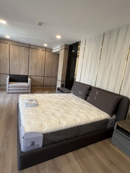Somkid Gardens, Bangkok, Ploenchit, Lumphini, Pathum Wan, Bangkok, 3 Bedrooms, 251 sqm, Condo For Rent, by Jomchanok Aswavibul, 500333898 - DDproperty.com