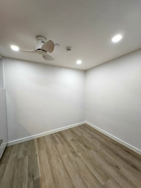 Somkid Gardens, Bangkok, Ploenchit, Lumphini, Pathum Wan, Bangkok, 3 Bedrooms, 251 sqm, Condo For Rent, by Jomchanok Aswavibul, 500333898 - DDproperty.com