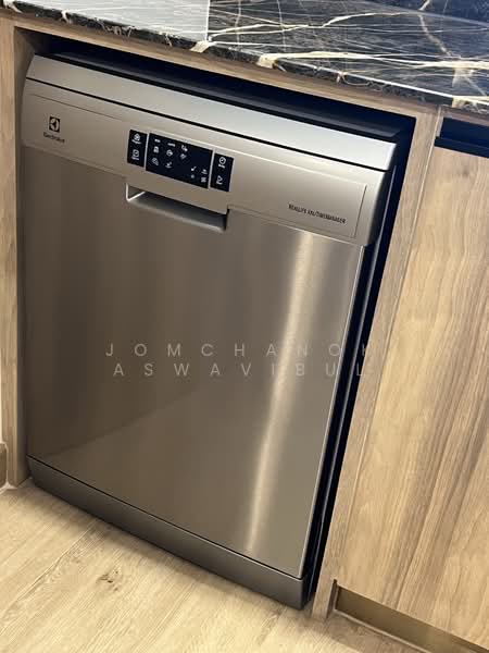 Somkid Gardens, Bangkok, Ploenchit, Lumphini, Pathum Wan, Bangkok, 3 Bedrooms, 251 sqm, Condo For Rent, by Jomchanok Aswavibul, 500333898 - DDproperty.com