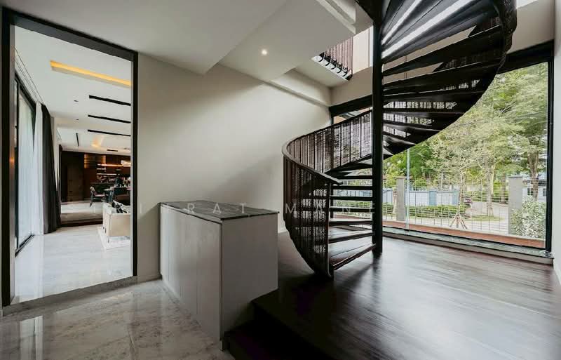 บ้าน Modern Luxury ดีไซน์โดดเด่นด้วยการผสมผสานวัสดุระดับพรีเมียม ทั้งเหล็ก ไม้ กระจก และหินลวดลายเฉพ, Chiang Mai, San Phak Wan, Hang Dong, Chiang Mai, 5 Bedrooms, 946 sqm, Single Detached House For Sale, by Sirinrat Maneerat, 500333900 - DDproperty.com