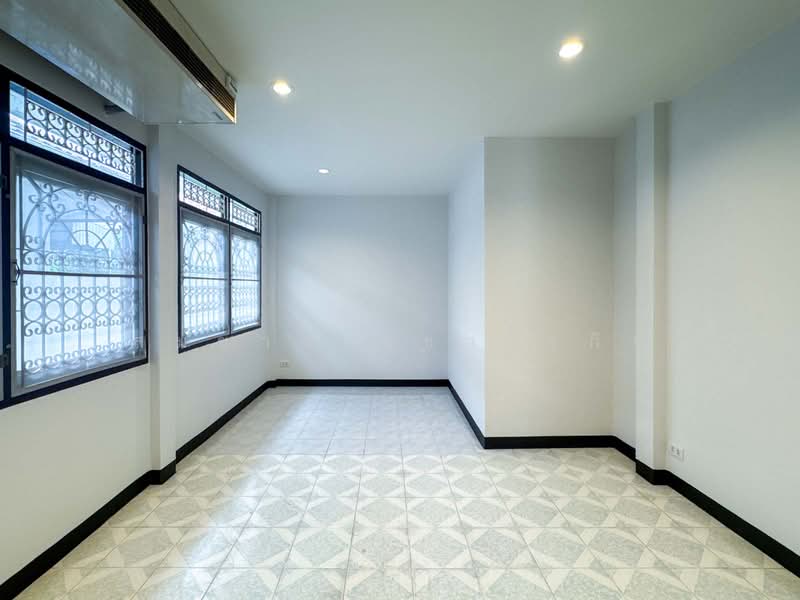 Detached House Soi Lat Pla Khao 37, Bangkok, ลาดปลาเค้า, Chorake Bua, Lat Phrao, Bangkok, 3 Bedrooms, 90 sqm, Single Detached House For Rent, by Somchai Ruechajirakit, 500333901 - DDproperty.com