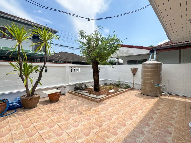 Detached House Soi Lat Pla Khao 37, Bangkok, ลาดปลาเค้า, Chorake Bua, Lat Phrao, Bangkok, 3 Bedrooms, 90 sqm, Single Detached House For Rent, by Somchai Ruechajirakit, 500333901 - DDproperty.com