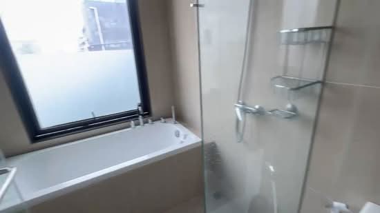 Villa Asoke, Bangkok, 1588 New Petchburi Road, Makkasan, Ratchathewi, Bangkok, 2 Bedrooms, 81 sqm, Condo For Rent, by Sompob Buaparungsri, 500333904 - DDproperty.com