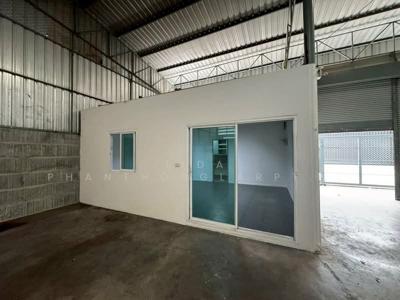 Warehouse for rent in Prawet, 600 sq.m. (150 sq.wa), Bangkok, Prawet, Bangkok, , 600 sqm, Warehouse/Factory For Rent, by Tida phanthonglarptawee, 500333905 - DDproperty.com