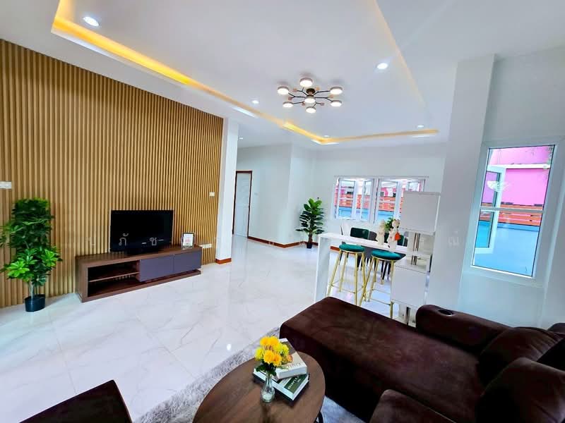 เดอะ สวีท การ์เด้นวิลล์ 2, Bangkok, Sam Wa Tawan Tok, Khlong Sam Wa, Bangkok, 3 Bedrooms, 200 sqm, Single Detached House For Sale, by ปภัชญา ธนัตถ์ภรณ์, 500333953 - DDproperty.com