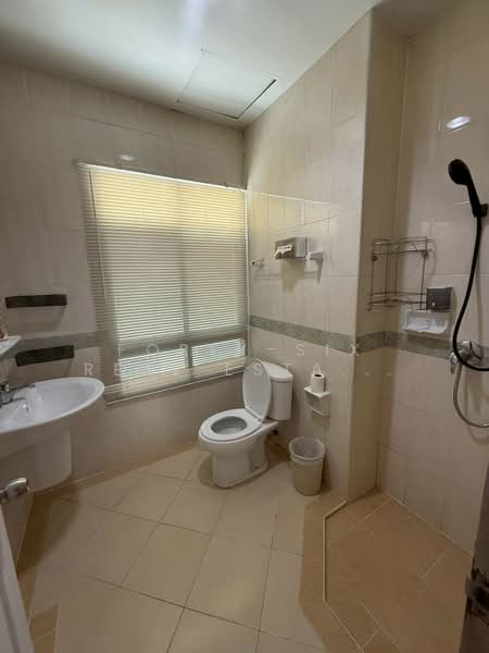 Baan Klang Muang Swiss Town Kaset-Nawamin, Bangkok, Soi Moobaan Klang Mueng, Chorake Bua, Lat Phrao, Bangkok, 3 Bedrooms, 200 sqm, Townhouse For Rent, by Forty-Six Real Estate Group, 500333962 - DDproperty.com