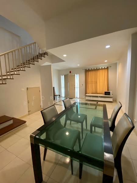 Baan Klang Muang Swiss Town Kaset-Nawamin, Bangkok, Soi Moobaan Klang Mueng, Chorake Bua, Lat Phrao, Bangkok, 3 Bedrooms, 200 sqm, Townhouse For Rent, by Forty-Six Real Estate Group, 500333962 - DDproperty.com