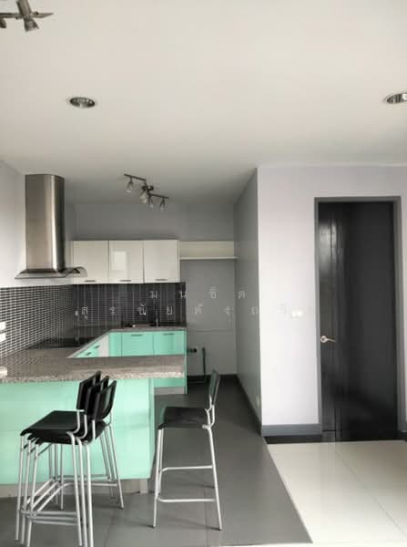 Baan Klang Krung Office Park Ladprao 71, Bangkok, ซอยลาดพร้าว 71 Nak Niwas Road, Lat Phrao, Bangkok, 4 Bedrooms, 400 sqm, Townhouse For Rent, by Monchit Surachaidunthavin, 500333966 - DDproperty.com