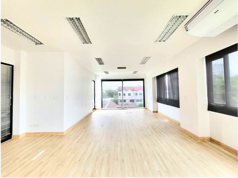 PRIVATE CORPORATE COMPOUND ลาดพร้าว 93, กรุงเทพ, ลาดพร้าว 93, คลองจั่น, บางกะปิ, กรุงเทพ, 2,000 ตร.ม., สำนักงาน ขาย, โดย Pimyada (Beauty) Apipong, 500333969 - DDproperty.com