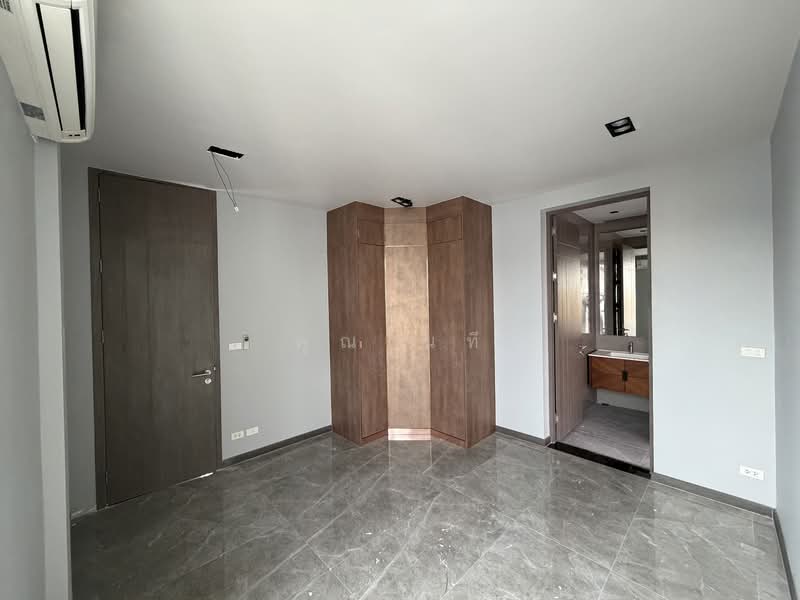 บ้านเดี๋ยว 3 ชั้น หมู่บ้าน กู๊ดวิลล์ นาคนิวาส ซ. 30 4 ห้องนอน 4 ห้องน้ำ 4 ที่จอดรถ 1 ห้องอเนกประสงค์, กรุงเทพ, นาคนิวาส, ลาดพร้าว, กรุงเทพ, 290 ตร.ม., บ้านเดี่ยว ขาย, โดย คุณ นที, 500333995 - DDproperty.com
