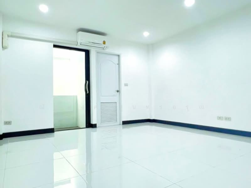 ไม่พบโครงการ, Bangkok, ศรีนครินทร์ อ่อนนุช, Bang Chak, Phra Khanong, Bangkok, , 208 sqm, Shophouse For Rent, by ณัฐพงศ์ สุนทรอรุณ, 500334015 - DDproperty.com