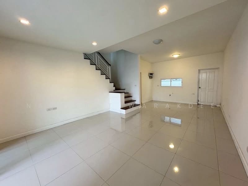 Town Avenue Srinagarindra, Bangkok, Soi On Nut 68, Suan Luang, Bangkok, 3 Bedrooms, 195 sqm, Townhouse For Sale, by Nantapat Warakdee, 500334030 - DDproperty.com