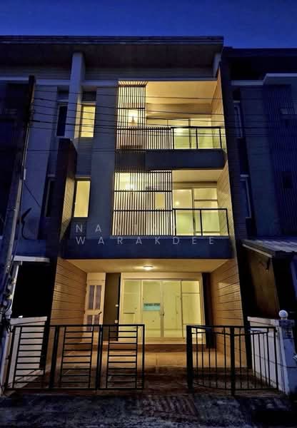 Town Avenue Srinagarindra : ทาวน์ อเวนิว ศรีนครินทร์, กรุงเทพ, ซอยอ่อนนุช 68, สวนหลวง, กรุงเทพ, 195 ตร.ม., ทาวน์เฮ้าส์ ขาย, โดย Nantapat Warakdee, 500334030 - DDproperty.com