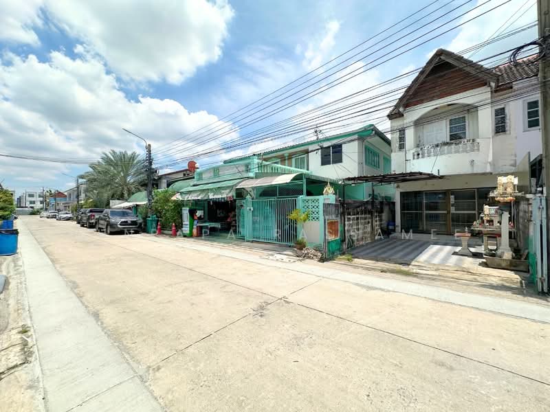 ทาวน์เฮาส์ ซอยลาดปลาเค้า72 : Lat Plakhao 72, กรุงเทพ, อนุสาวรีย์, บางเขน, กรุงเทพ, 120 ตร.ม., ทาวน์เฮ้าส์ ขาย, โดย Punpapa Rassamee, 500334047 - DDproperty.com