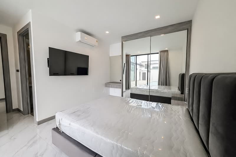 Pool Villa East Pattaya Chak Nok Quiet Luxury Living, Chon Buri (Pattaya), Bang Lamung, Bang Lamung (Pattaya), Chon Buri (Pattaya), 3 Bedrooms, 243 sqm, Villa For Sale, by PLC Real Estate, 500334060 - DDproperty.com