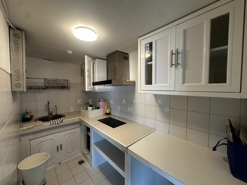Floraville Condominium, Bangkok, 51 Pattanakarn, Suan Luang, Bangkok, 2 Bedrooms, 97 sqm, Condo For Rent, by Ketkanok Sungthong, 500334094 - DDproperty.com