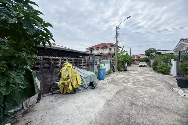 บ้านเจริญสุข, Bangkok, ถนนเพชรเกษม 52 แยก 10, Bang Duan, Phasi Charoen, Bangkok, 4 Bedrooms, 100 sqm, Single Detached House For Sale, by คุณหนุ่ม, 500334132 - DDproperty.com