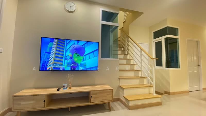 Golden Town Sukhumvit-Bearing Station, Samut Prakan, Soi Tesabansamrongtai 6, Sam Rong, Phra Pra Daeng, Samut Prakan, 3 Bedrooms, 96 sqm, Townhouse For Rent, by Airada Parasarn, 500334169 - DDproperty.com