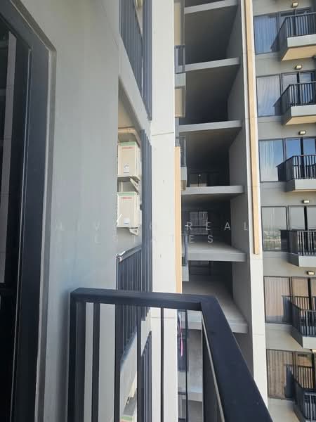 The Politan Rive, Nonthaburi, Soi Nontaburi 15, Bang Kra So, Muang Nonthaburi, Nonthaburi, 1 Bedroom, 31 sqm, Condo For Sale, by Living Real Estates, 500334177 - DDproperty.com