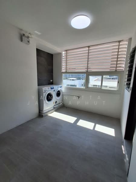 The Lanai Private Residence, Bangkok, 33 Sukhumvit 26, Khong Tan, Khlong Toei, Bangkok, 4 Bedrooms, 350 sqm, Apartment For Rent, by Yaninatta Jaturaphut, 500334185 - DDproperty.com