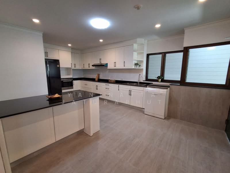 The Lanai Private Residence : เดอะ ลาไน ไพรเวด สุขุมวิท 26, กรุงเทพ, 33 สุขุมวิท 26, คลองตัน, คลองเตย, กรุงเทพ, 350 ตร.ม., อพาร์ทเมนท์ ให้เช่า, โดย Yaninatta Jaturaphut, 500334185 - DDproperty.com