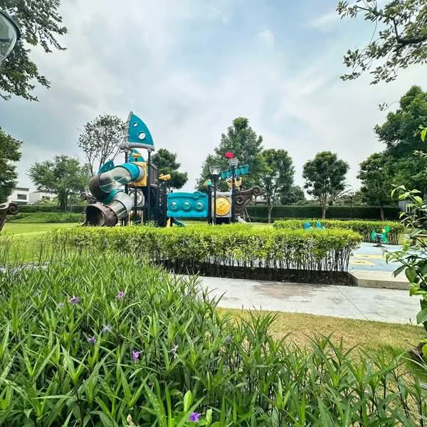 Baan Klang Muang Ramintra 83 Station, Bangkok, 16 Kanchanaphisek Road, Ram Inthra, Khan Na Yao, Bangkok, 4 Bedrooms, 218 sqm, Townhouse For Rent, by Agent Pla, 500334201 - DDproperty.com