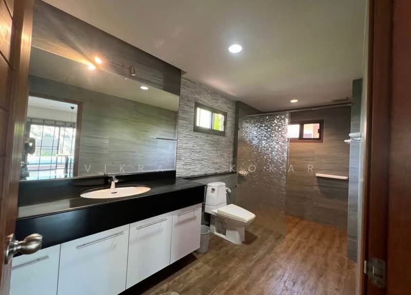 4-BR House, Chon Buri (Pattaya), Nong Pru, Bang Lamung (Pattaya), Chon Buri (Pattaya), 4 Bedrooms, 300 sqm, Single Detached House For Rent, by Vikrant Kokar, 500334206 - DDproperty.com