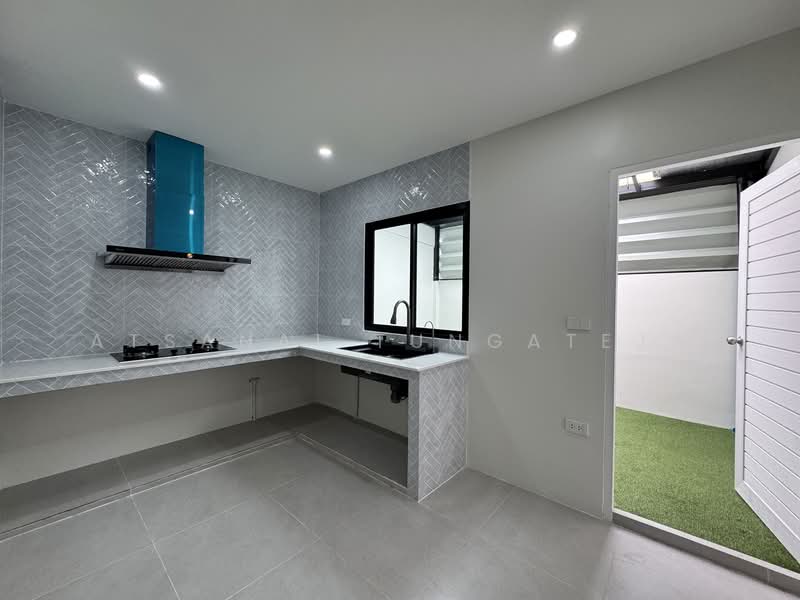 โชคชัย 4 ซอย 40, Bangkok, โชคชัย 4, Lat Phrao, Bangkok, 3 Bedrooms, 100 sqm, Townhouse For Sale, by Atsanai Tungateja, 500334224 - DDproperty.com