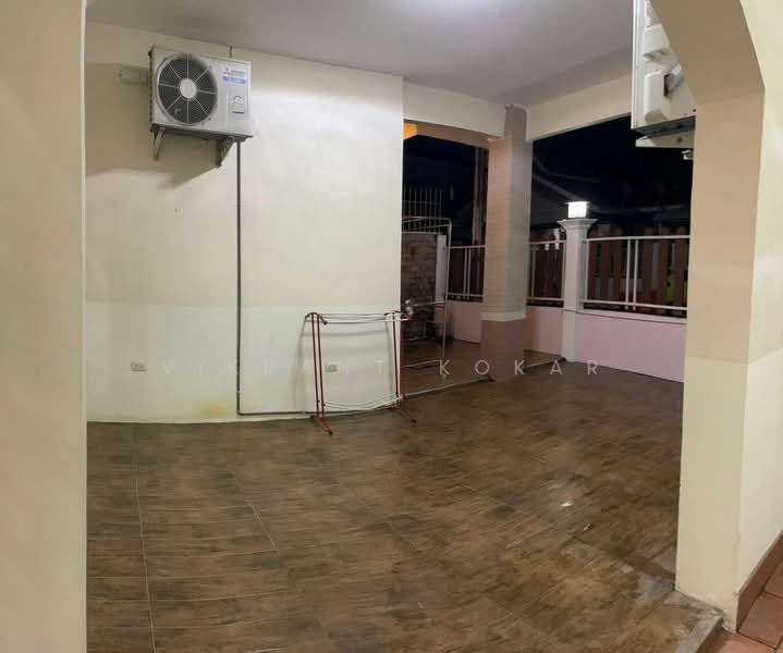 undefined, Chon Buri (Pattaya), Nong Pru, Bang Lamung (Pattaya), Chon Buri (Pattaya), 4 Bedrooms, 340 sqm, Single Detached House For Rent, by Vikrant Kokar, 500334233 - DDproperty.com
