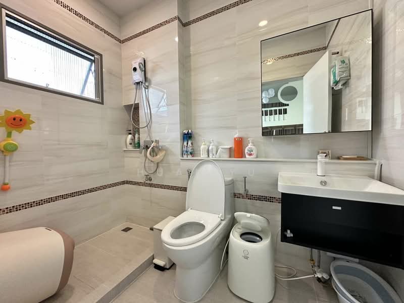Perfect Residence Sukhumvit 77-Suvarnabhumi, Samut Prakan, Lat Krabang Road, Rachathewa, Bang Plee, Samut Prakan, 4 Bedrooms, 300 sqm, Single Detached House For Rent, by Huan yu, 500334246 - DDproperty.com