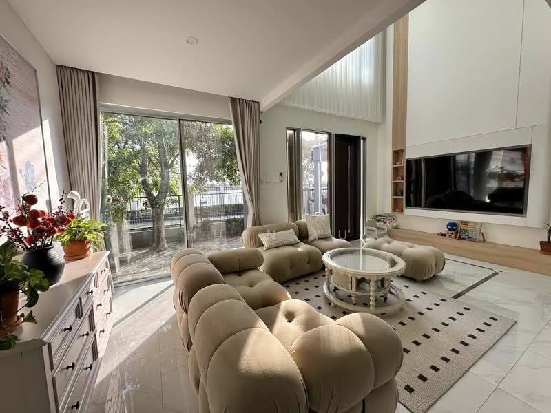 Perfect Residence Sukhumvit 77-Suvarnabhumi, Samut Prakan, Lat Krabang Road, Rachathewa, Bang Plee, Samut Prakan, 4 Bedrooms, 300 sqm, Single Detached House For Rent, by Huan yu, 500334246 - DDproperty.com