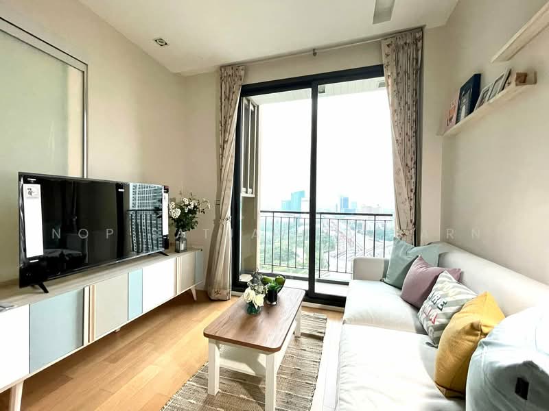 Equinox Phahol Vibha, Bangkok, 345 Paholyothin Road, Jom Phon, Chatuchak, Bangkok, 1 Bedroom, 40 sqm, Condo For Rent, by Nop Satjavitvisarn, 500334288 - DDproperty.com
