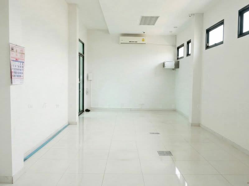 ขาย/ให้เช่า อาคารสำนักงาน 4ชั้น 1,700 ตรม ที่พักชั้นบน พร้อมดาดฟ้า รามอินทรา ถนนคู้บอน กรุงเทพฯ, กรุงเทพ, ถนนคู้บอน, คันนายาว, กรุงเทพ, 1,700 ตร.ม., ตึกแถว-อาคารพาณิชย์ ให้เช่า, โดย ณภัทร พรสิริเมธากุล, 500334297 - DDproperty.com