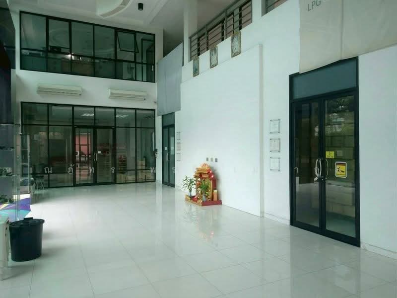 ขาย/ให้เช่า อาคารสำนักงาน 4ชั้น 1,700 ตรม ที่พักชั้นบน พร้อมดาดฟ้า รามอินทรา ถนนคู้บอน กรุงเทพฯ, Bangkok, ถนนคู้บอน, Khan Na Yao, Bangkok, , 1,700 sqm, Shophouse For Rent, by ณภัทร พรสิริเมธากุล, 500334297 - DDproperty.com