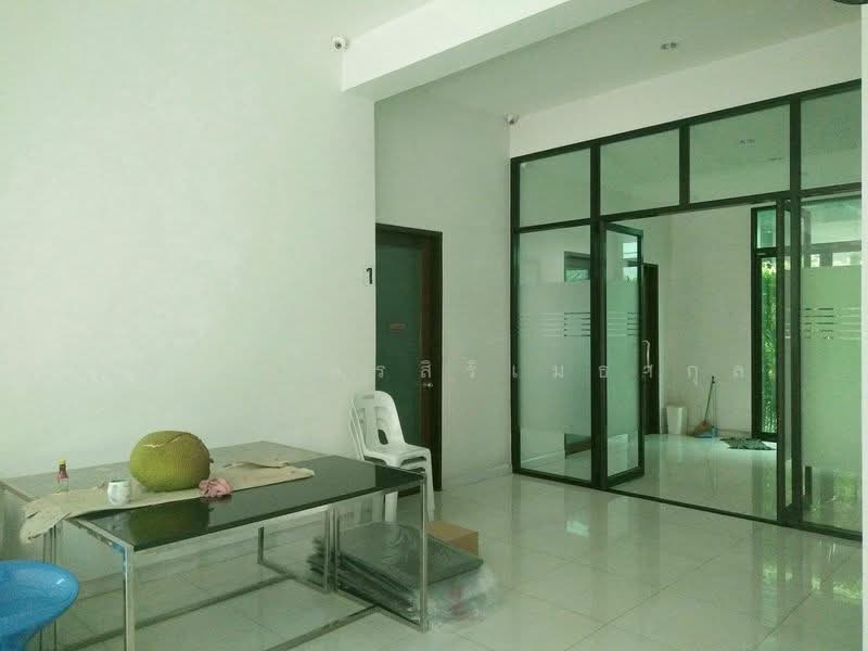 ขาย/ให้เช่า อาคารสำนักงาน 4ชั้น 1,700 ตรม ที่พักชั้นบน พร้อมดาดฟ้า รามอินทรา ถนนคู้บอน กรุงเทพฯ, Bangkok, ถนนคู้บอน, Khan Na Yao, Bangkok, , 1,700 sqm, Shophouse For Rent, by ณภัทร พรสิริเมธากุล, 500334297 - DDproperty.com
