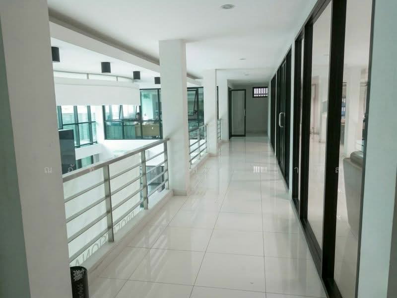 ขาย/ให้เช่า อาคารสำนักงาน 4ชั้น 1,700 ตรม ที่พักชั้นบน พร้อมดาดฟ้า รามอินทรา ถนนคู้บอน กรุงเทพฯ, Bangkok, ถนนคู้บอน, Khan Na Yao, Bangkok, , 1,700 sqm, Shophouse For Rent, by ณภัทร พรสิริเมธากุล, 500334297 - DDproperty.com
