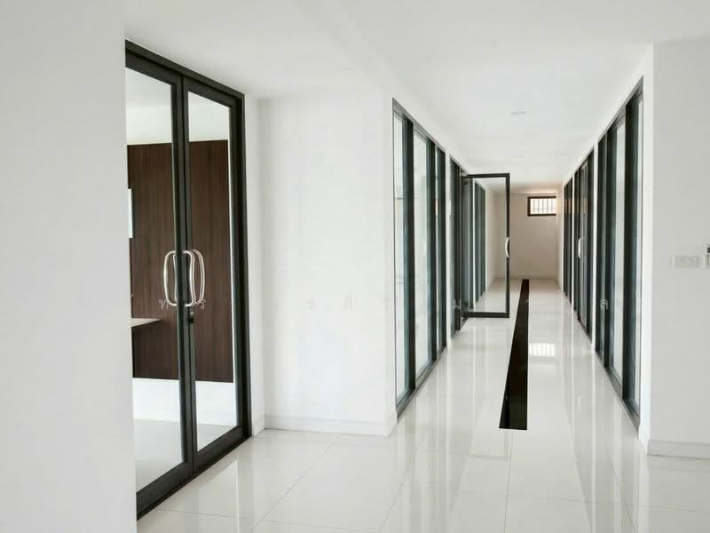 ขาย/ให้เช่า อาคารสำนักงาน 4ชั้น 1,700 ตรม ที่พักชั้นบน พร้อมดาดฟ้า รามอินทรา ถนนคู้บอน กรุงเทพฯ, กรุงเทพ, ถนนคู้บอน, คันนายาว, กรุงเทพ, 1,700 ตร.ม., ตึกแถว-อาคารพาณิชย์ ให้เช่า, โดย ณภัทร พรสิริเมธากุล, 500334297 - DDproperty.com