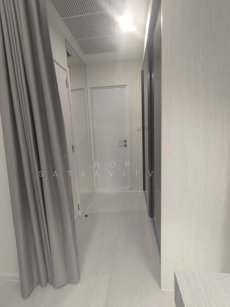 Mazarine Ratchayothin, Bangkok, Soi Phahonyothin 30, Phahonyothin Road, Chan Kasem, Chatuchak, Bangkok, 2 Bedrooms, 43 sqm, Condo For Sale, by Nop Satjavitvisarn, 500334363 - DDproperty.com