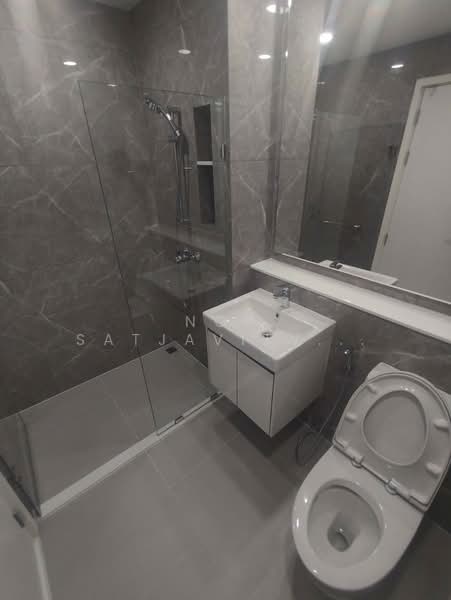 Mazarine Ratchayothin, Bangkok, Soi Phahonyothin 30, Phahonyothin Road, Chan Kasem, Chatuchak, Bangkok, 2 Bedrooms, 43 sqm, Condo For Sale, by Nop Satjavitvisarn, 500334363 - DDproperty.com