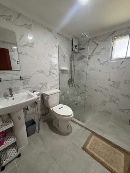Waterford Park Rama 4, Bangkok, 77 Phum Chit Alley, Phra Kanong, Khlong Toei, Bangkok, 2 Bedrooms, 75 sqm, Condo For Rent, by Somrad Phoopruksachart, 500334368 - DDproperty.com