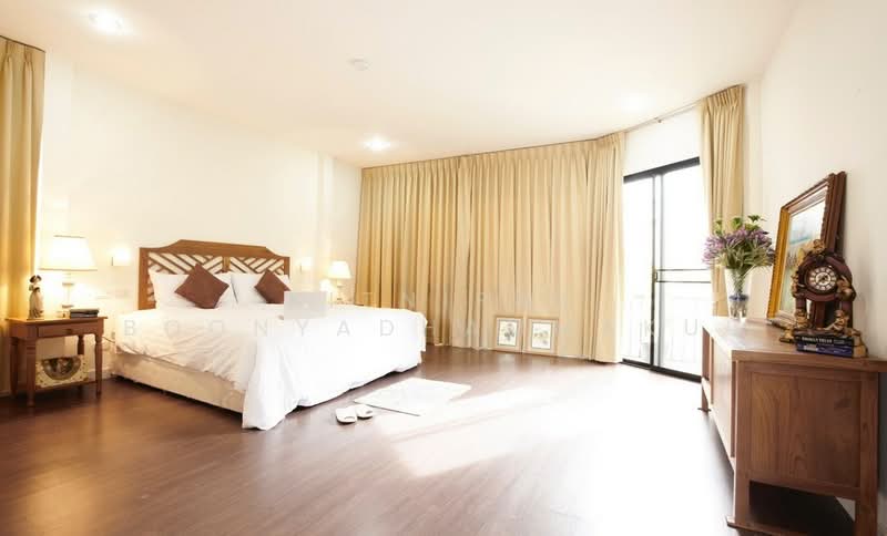 Veranda Ville, Bangkok, Soi Sukhumvit 38, Phra Kanong, Khlong Toei, Bangkok, 3 Bedrooms, 350 sqm, Single Detached House For Rent, by Kitnipat Boonyadhammakul, 500334401 - DDproperty.com