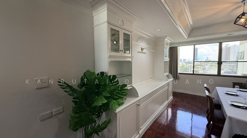Charan Tower Residences by Aspira, Bangkok, 19 Soi Sukhumvit 43, Khlong Tan Nua, Watthana, Bangkok, 4 Bedrooms, 320 sqm, Apartment For Sale, by Kanrutai Dawruang, 500334402 - DDproperty.com